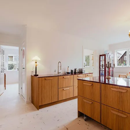 Lejlighed Cozy Modern Unit With Garden København